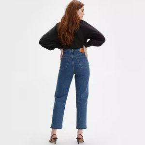 Levi's® Premium Ribcage Straight Ankle Jeans (Women's 24)